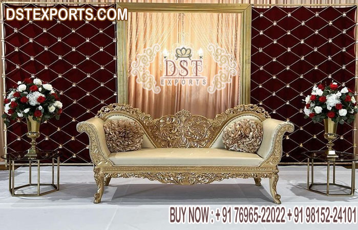 Gorgeous Wedding Stage Couch For Bride Groom