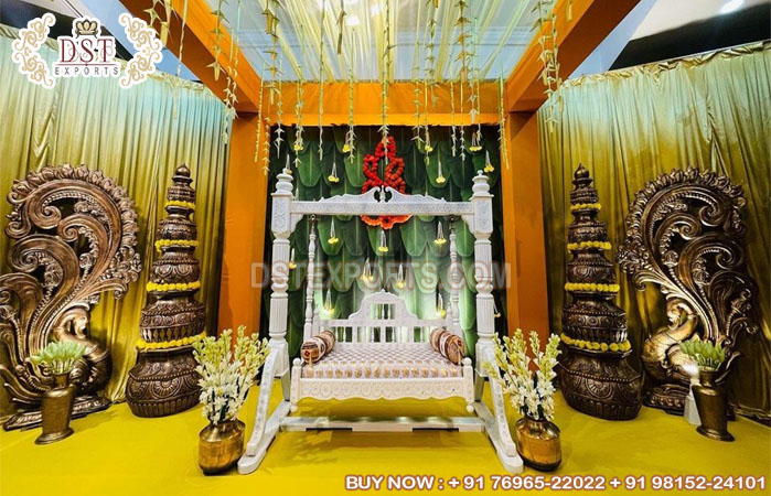 Elegant Wedding Stage Swing & Decorative Props