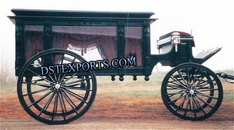 BLACK COVERED HORSE CARRIAGE