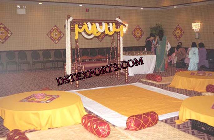 INDIAN WEDDING MEHANDI DECORATION