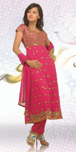 NEW FASHION PINK EMBRODRIED SUIT