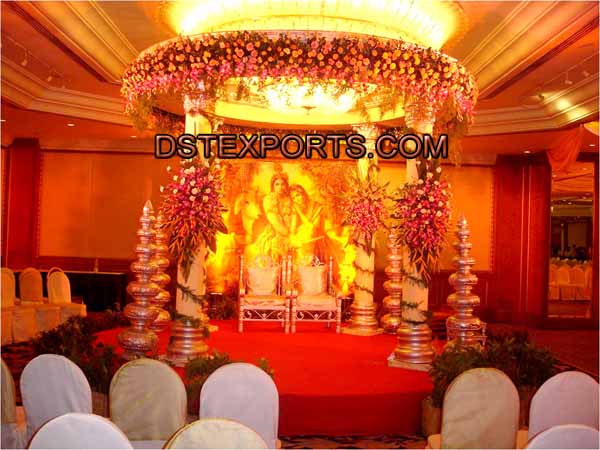 INDIAN WEDDING RADHA KRISHAN MANDAP