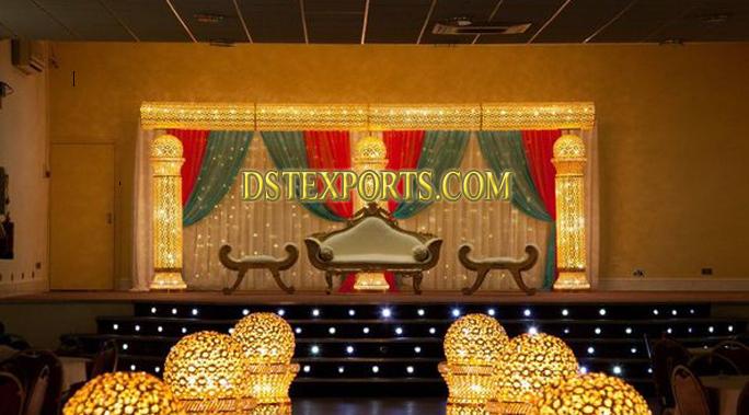 ASIAN WEDDING LIGHTED GOLD STAGE SET