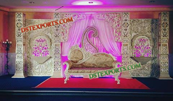 HINDU WEDDING DECORATED STAGE
