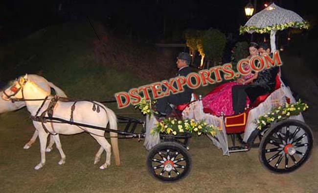 SMALL WEDDING HORSE CARRIAGE