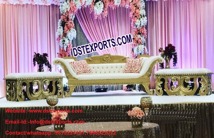 Latest design wedding sofa with flower decor.