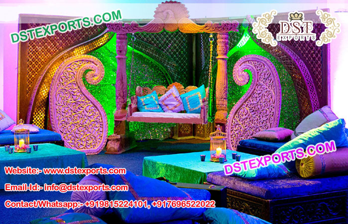 Buy Paisley Decorated Mehndi Stage