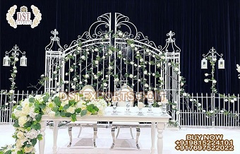 White Metal Gate Frame For Reception Stage