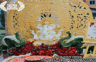 Golden Ganesha Statue for Wedding Entrance Decor