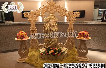 Traditional Hindu Wedding Entry Decor With Ganesha