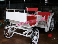 WHITE RED VICTORIA CARRIAGE