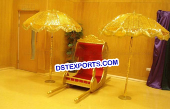 Wedding Swan Doli With Umbrellas