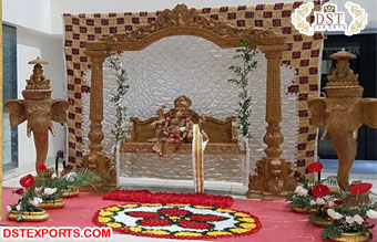 Ganesha Statue Entrance for Gujarati Wedding
